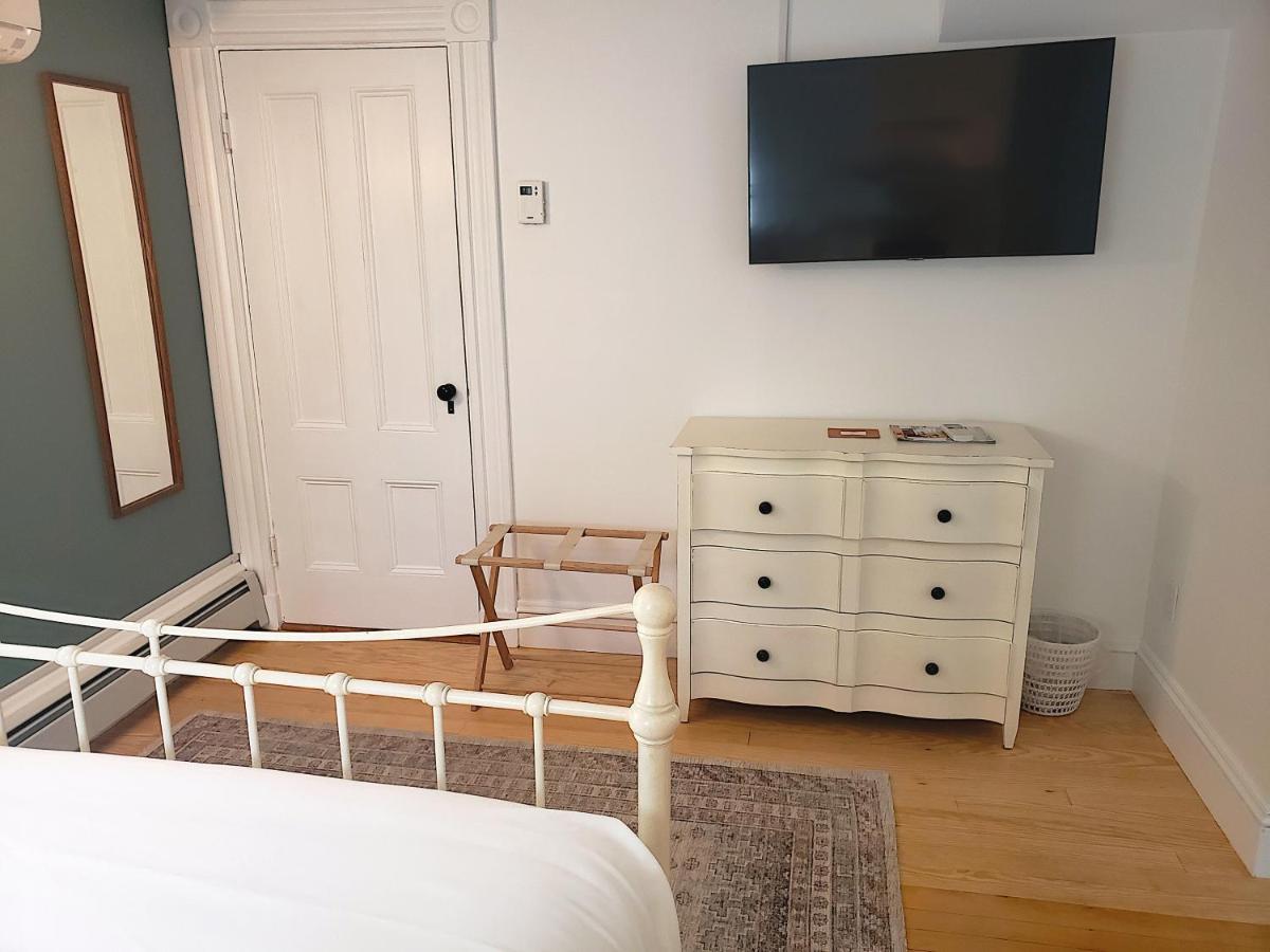 Sand Bar Cottage Inn 巴港 外观 照片